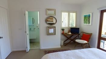 The Ridge Retreat At Mollymook - Dalby Accommodation 8