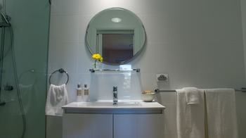 The Ridge Retreat At Mollymook - Dalby Accommodation 9