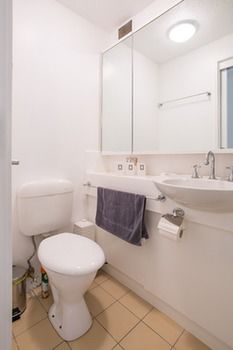 Queens Road Palace - Dalby Accommodation 1