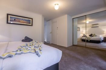 Queens Road Palace - Dalby Accommodation 10