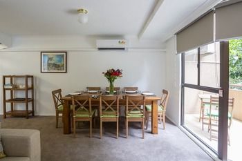 Queens Road Palace - Dalby Accommodation 13