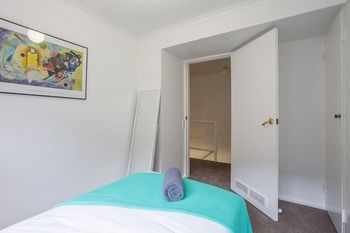 Queens Road Palace - Dalby Accommodation 14