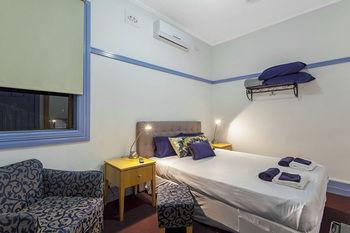 Commonwealth Hotel Newcastle - Dalby Accommodation 3