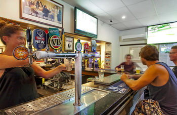 Commonwealth Hotel Newcastle - Dalby Accommodation 10