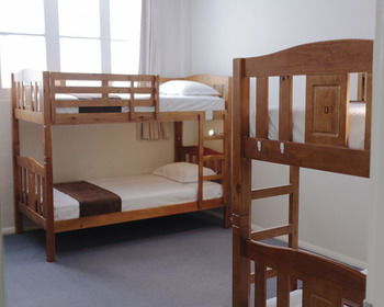 Mad Monkey Backpackers On Broadway - Adults Only - Dalby Accommodation 12