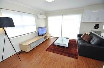 Balmain 4 Mont Furnished Apartment - Dalby Accommodation 7