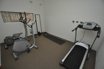 Balmain 2 Mont Furnished Apartment - Dalby Accommodation 5