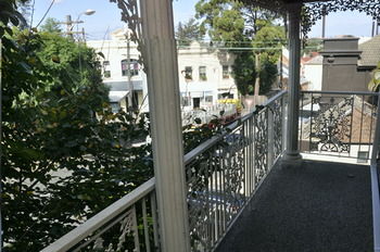 Balmain 2 Mont Furnished Apartment - Dalby Accommodation 8