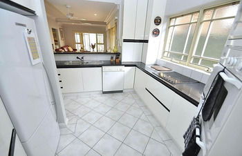 Kingsford 12 Shaw Furnished Apartment - Dalby Accommodation 4