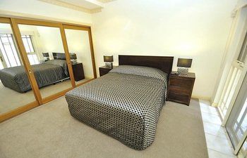 Kingsford 12 Shaw Furnished Apartment - Dalby Accommodation 9