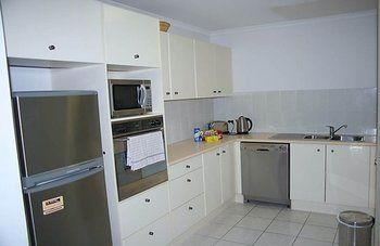North Ryde 37 Cull Furnished Apartment - Dalby Accommodation 8
