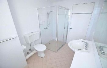 North Sydney 21 Rig Furnished Apartment - Dalby Accommodation 0