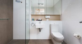 Hamilton Executive Apartments - Dalby Accommodation 9