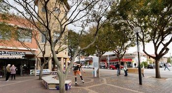 Hamilton Executive Apartments - Dalby Accommodation 12
