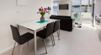 Hamilton Executive Apartments - Dalby Accommodation 18