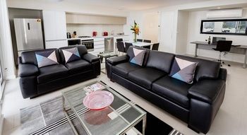 Hamilton Executive Apartments - Dalby Accommodation 20