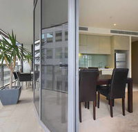 Melbourne Fully Self Contained 1 Bed Apartment 607 Qun - Dalby Accommodation