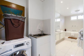 UrbanMinder @ Margeaux - Dalby Accommodation 1