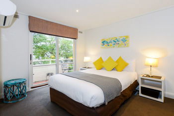 UrbanMinder @ Margeaux - Dalby Accommodation 11