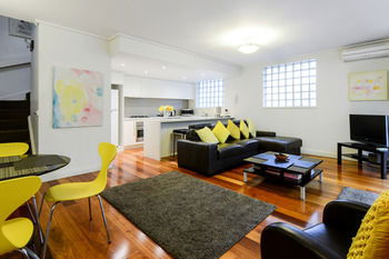 UrbanMinder @ Margeaux - Dalby Accommodation 18