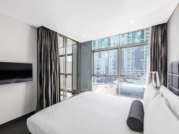 Meriton Serviced Apartments North Sydney - Dalby Accommodation 2