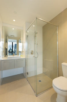 Melbourne Short Stay Apartments Lonsdale - Dalby Accommodation 6