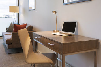 Melbourne Short Stay Apartments Lonsdale - Dalby Accommodation 8