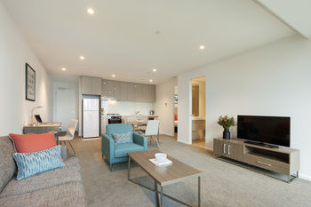 Melbourne Short Stay Apartments Lonsdale - Dalby Accommodation 9