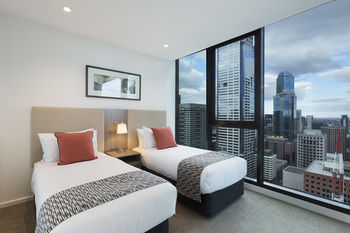 Melbourne Short Stay Apartments Lonsdale - Dalby Accommodation 11