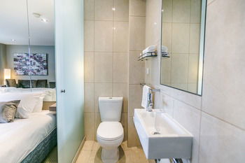 Comfy Kew Apartments - Dalby Accommodation 10
