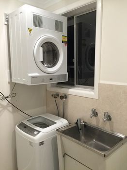 Ivy Units Glen Waverley - Dalby Accommodation 4