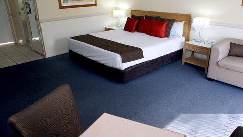 BEST WESTERN Ambassador Motor Lodge - Dalby Accommodation 2