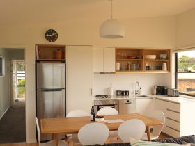 Beaumaris Beach Pad - Dalby Accommodation 1