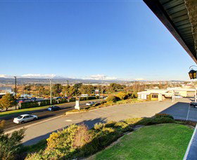 Tamar River Villas - Dalby Accommodation 2