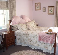 Old Colony Inn Bed and Breakfast  Accommodation - Dalby Accommodation