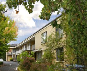 Graham Apartments - Dalby Accommodation 3