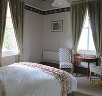 Cygnet's Secret Garden - Boutique Bed and Breakfast - Dalby Accommodation