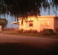 Fairview Bed and Breakfast Cottage - Dalby Accommodation