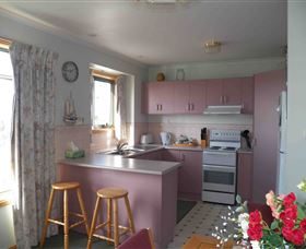 Panorama Estate Legana - Dalby Accommodation 1
