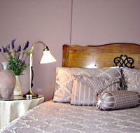 Abbey's 'The Green House' - Dalby Accommodation