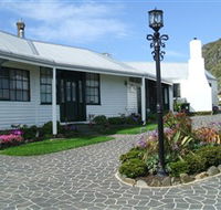 Touchwood Cottages  Craft Gallery  Cafe - Dalby Accommodation