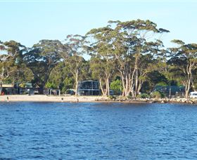 Tuckers Rocks Cottage - Dalby Accommodation 2