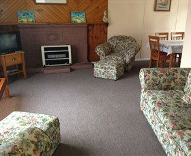 Queenstown Cottages - Owen - Dalby Accommodation 2