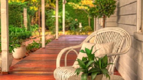 Heytesbury House B&B - Dalby Accommodation 5