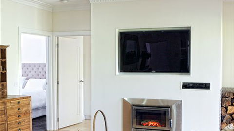 GG's By The River - Dalby Accommodation 3