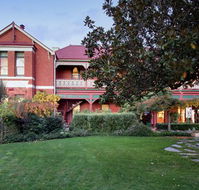 Alzburg Resort Mansfield - Dalby Accommodation
