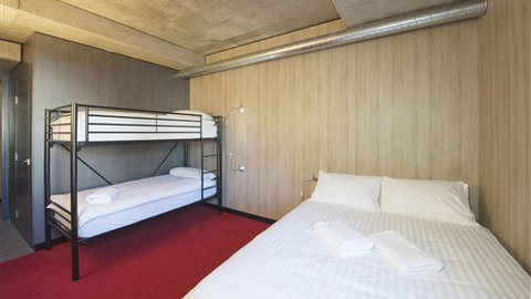Buller Central Hotel - Dalby Accommodation 0