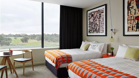 The Larwill Studio - Dalby Accommodation 1