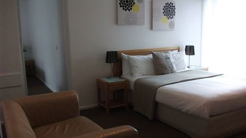 Riverside Ocean Grove - Dalby Accommodation 2