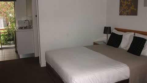 Riverside Ocean Grove - Dalby Accommodation 3